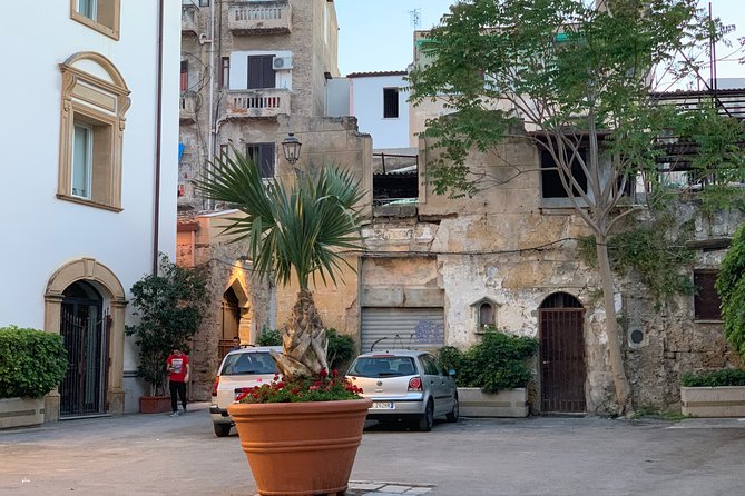 Private Transfer From Palermo Airport to Palazzo Brunaccini or Vice Versa - Booking Information