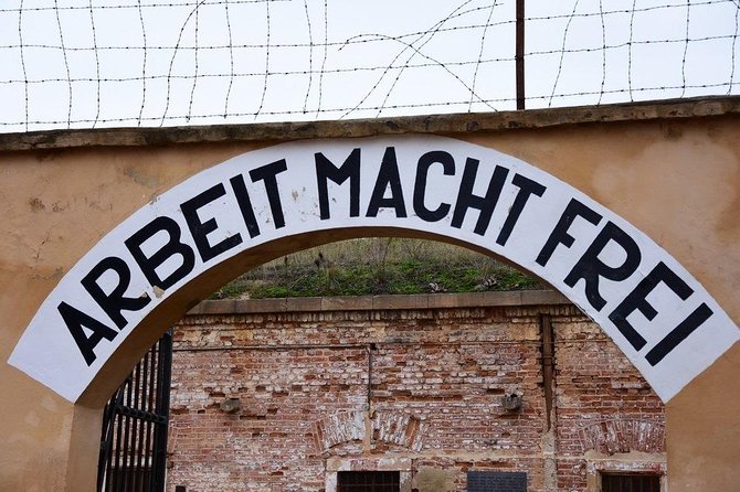 Private Transfer Salzburg → Vienna With Stop in Mauthausen Concentration Camp - Traveler Accessibility Information