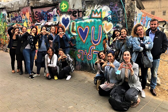 Private Walking Graffiti Art Tour in Israel - Location and Meeting/Pickup