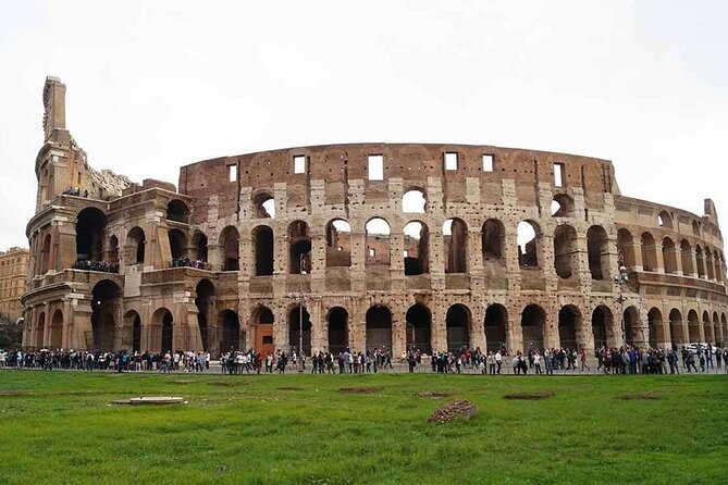 Roman Delights: Private Tour With Pizza, Gelato, City Highlights - Gelato Tasting