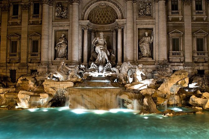 Rome by Night: Private Romantic Tour With Sparkling Wine - Pricing and Group Size