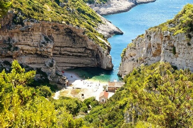 SmALL Yacht Luxury Tour – ALL INCLUSIVE SmALL Group From Split - Frequently Asked Questions
