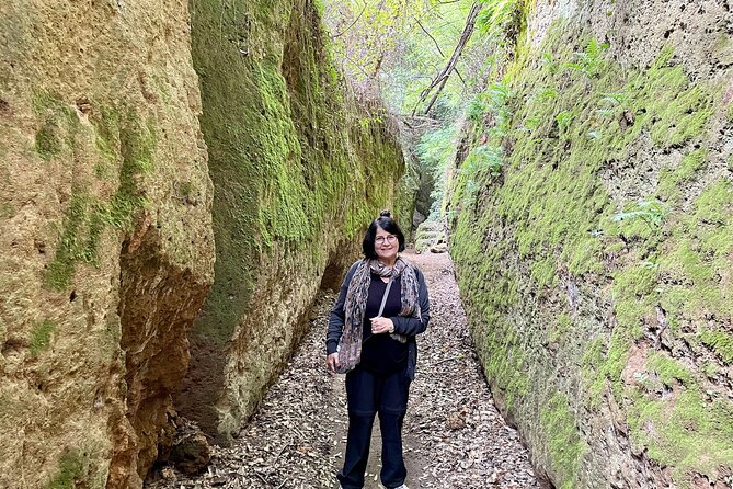 Sorano: The Vie Cave and Cantina Della Luce - Tips for an Unforgettable Tour