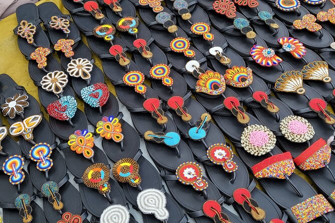 Souvenir Crafts, Fabric Shopping & Hair Braiding & City Tour - Traveler Reviews