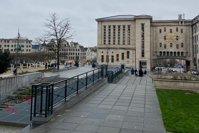 Speed Date With Brussels at Guided Walking Tour With Small Group - Price and Guarantee