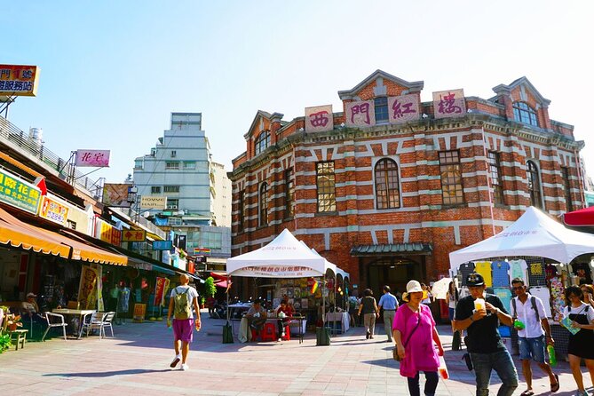 Taipei Old Town - Taiwan Introduction Walking Tour (Tip-Based)
