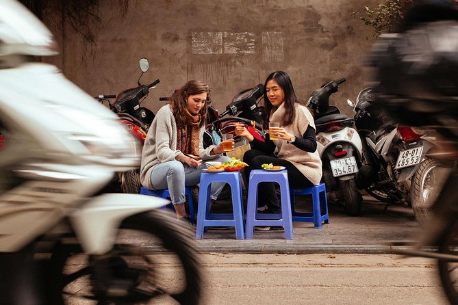 The 10 Tastings of Hanoi With Locals: Private Street Food Tour - Meet Your Local Guide