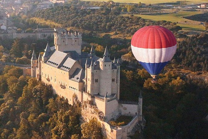 Tours Around the City of Toledo Round Trip of 1 Day From Madrid - Group Size and Pricing