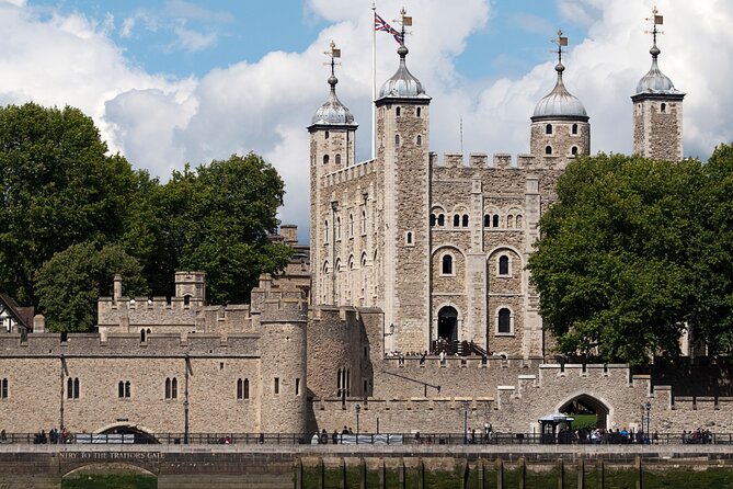 Tower of London and Crown Jewels Entry Ticket - Ticket Inclusions