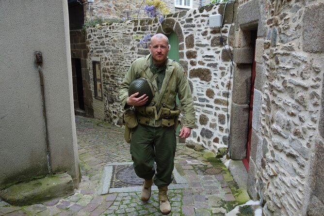 Unusual Guided Tour of Saint Malo in Immersion in 1944 - Additional Details