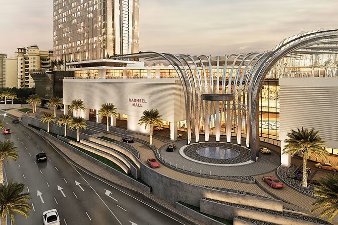 View at the Palm Jumeirah in Dubai (Non-Prime Hours) - Visitor Guidelines and Additional Information