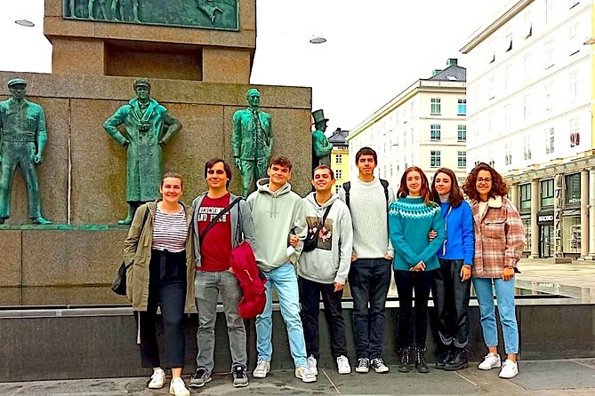 Walking Tour of Central Bergen - Accessibility and Requirements