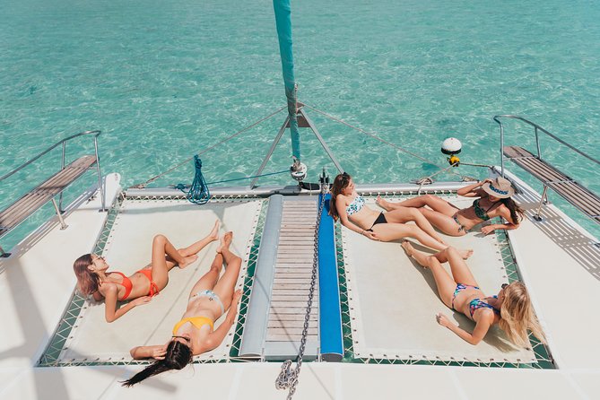 WEST Ile Aux Benitiers: Private Full Day Catamaran Cruise - Logistics and Meeting Point