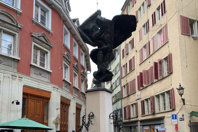 Zurich Old Town 2 Scavenger Hunt and Sights Self-Guided Tour - Directions to Begin Activity