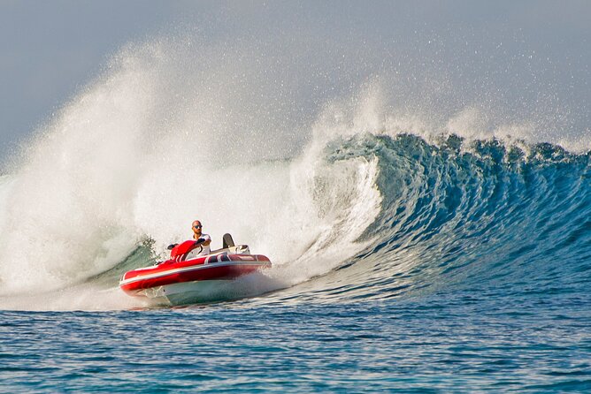 120mins Dubai Self-Drive Boat Tour With Swimming & Photos - The Sum Up