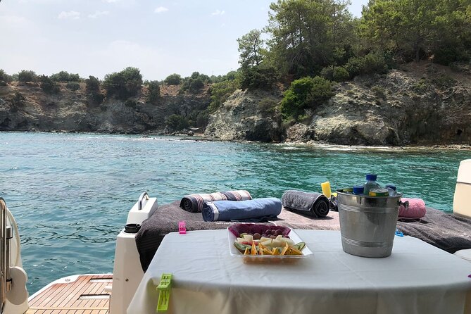 3hr Sunset Yacht Charter - Luxury Jeanneau NC33