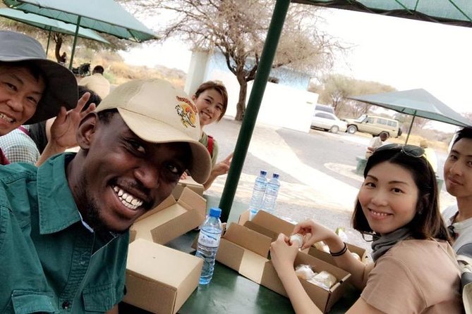 5 Days Into the Heart of Serengeti (Serengeti, Ngorongoro, Lake Manyara) - Itinerary Overview