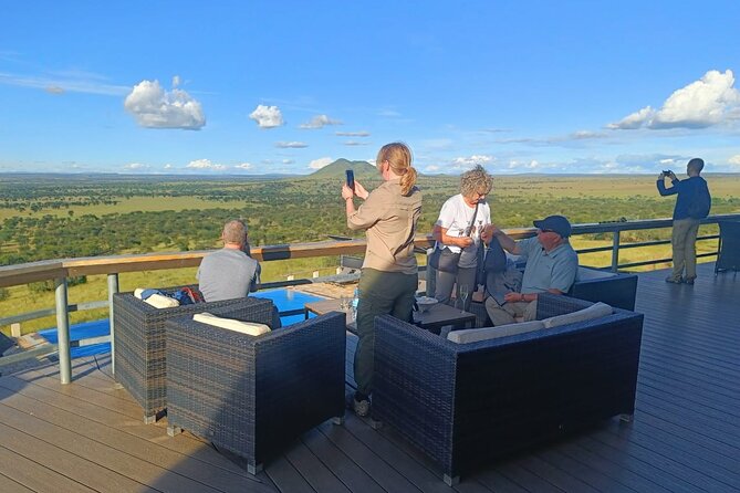 6 -Day Tarangire, Manyara, Serengeti & Ngorongoro - Pickup and Meeting Details