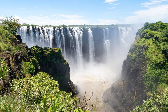7-Day Tour to Zimbabwe National Parks, Falls & Chobe NP - Packing Essentials