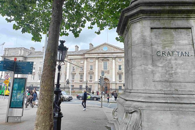 A Self-Guided Audio Tour of Dublins Temple Bar - Local Tips and Recommendations