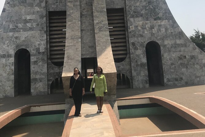 Accra City Tour - Pickup and Sightseeing