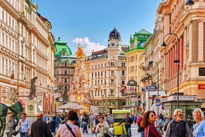 Airport Transfer: Vienna to Vienna Airport VIE by Luxury Car - The Sum Up