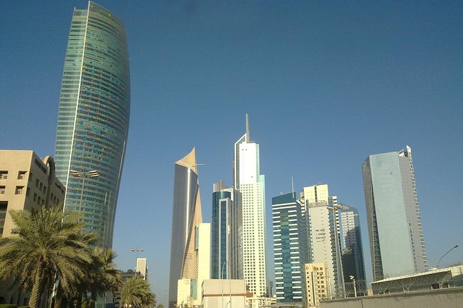 Arrival Transfer: Kuwait Airport KWI to Kuwait in Luxury SUV - Vehicle Options