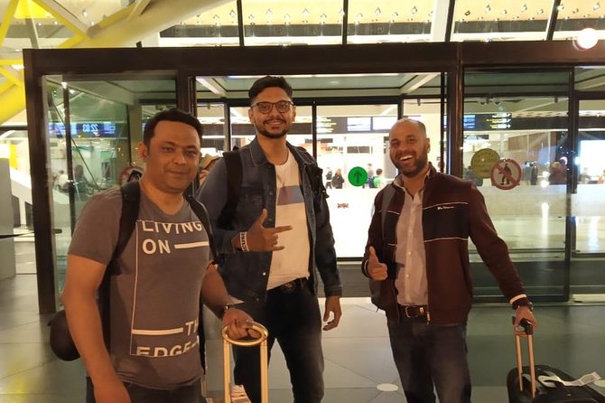 Baku Airport Transfer With Meet and Greet - Service Overview