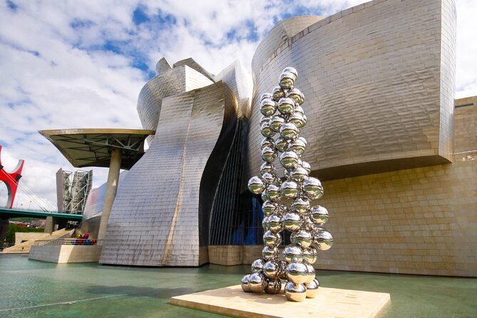 Bilbao & Guggenheim Museum Private Walking Tour With Guide - Meeting Point and End Point