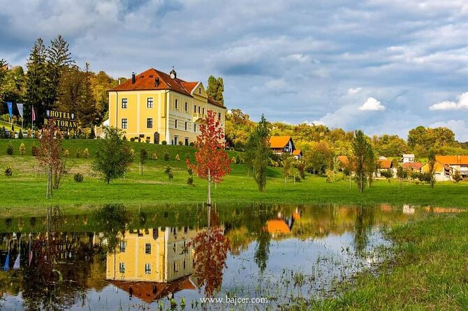 Castle Trakoscan and Museum of Evolution - Day Tour From Zagreb - The Sum Up