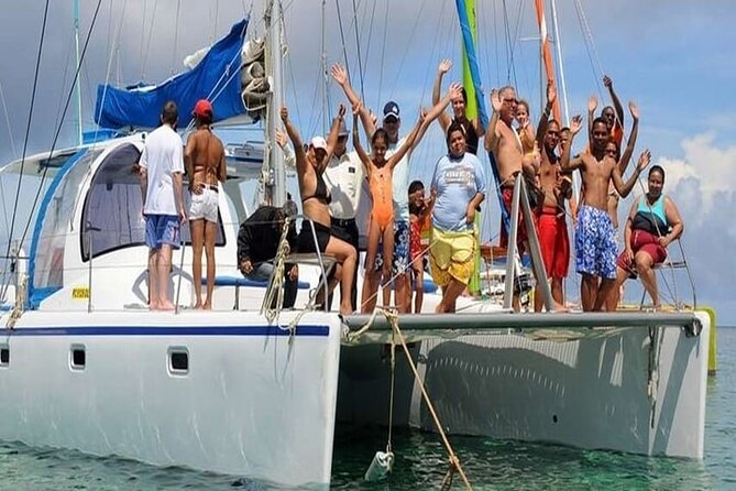 Catamaran, Bbq, Ile Gabriel , Ile Plate ,Coin De Mire - Booking Details