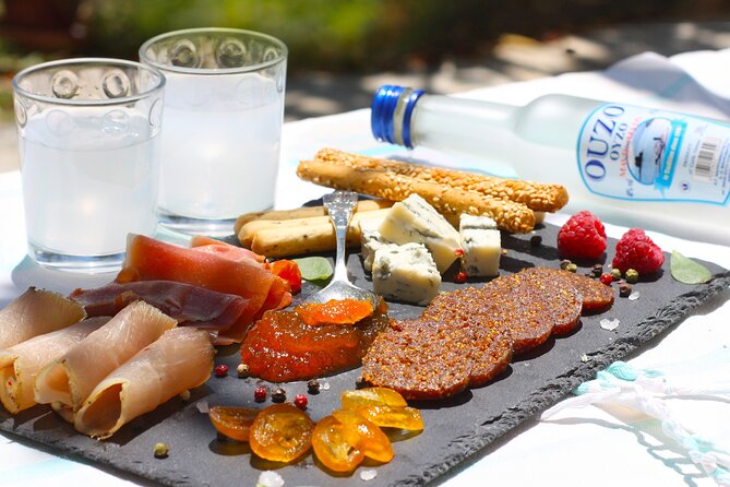 Corfu Private Walking Tour With Food and Drinks - Food and Drink Inclusions