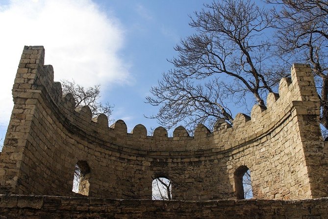 Couples' Escape to Baku: A Romantic Getaway - Exquisite Dining Experiences