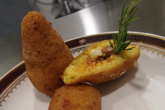 Course of Arancini and Almond Paste in Catania - Logistics: Meeting Point & Directions