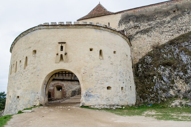 Day Trip Bear Sanctuary, Bran Castle, Rasnov Fortress From Brasov - Booking Options