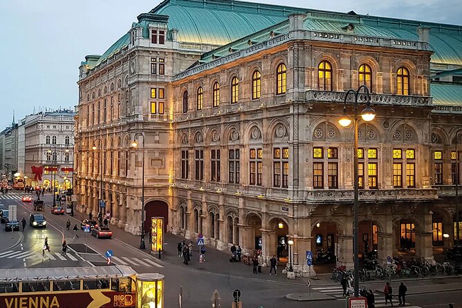 Direct One Way Transfer From Prague to Vienna - Group Size and Cancellation Policy