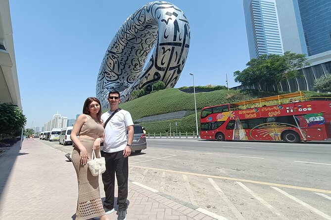 Dubais Top 10 Architectural Wonders: An Unforgettable Journey - Burj Khalifa