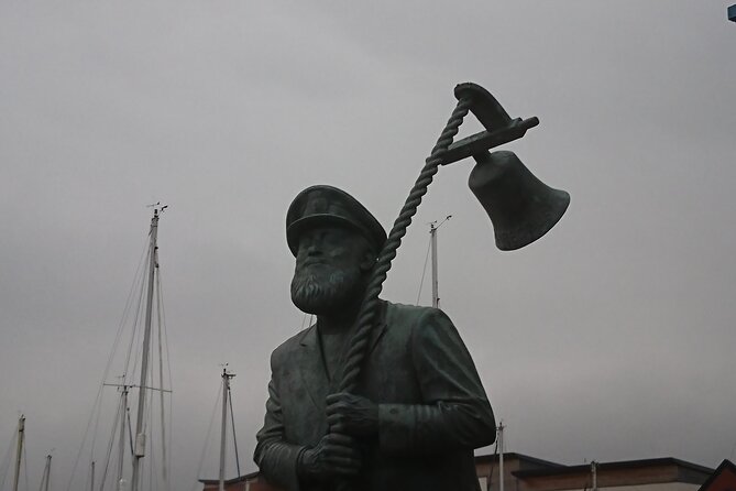 Dylan Thomas' Swansea: A Self-Guided Audio Tour - The Sum Up