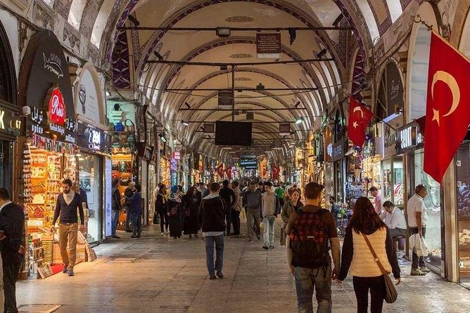 Experience Old Istanbul While on a Private Walking Tour of the City - Cultural Experiences Encountered
