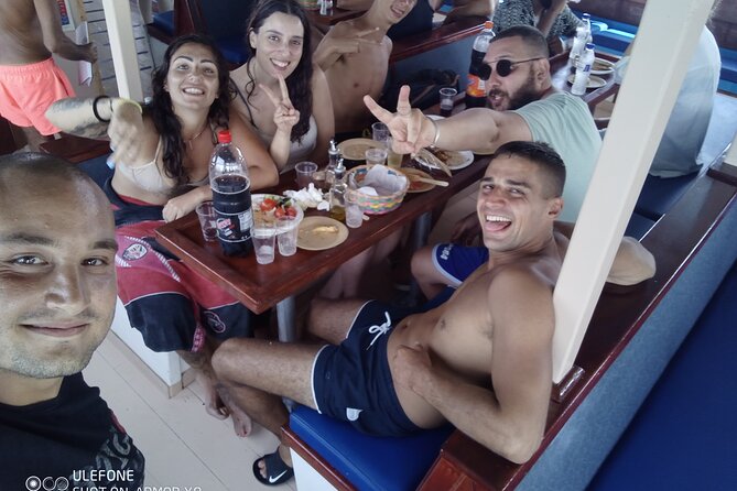 Full Day Boat Cruise With Lunch