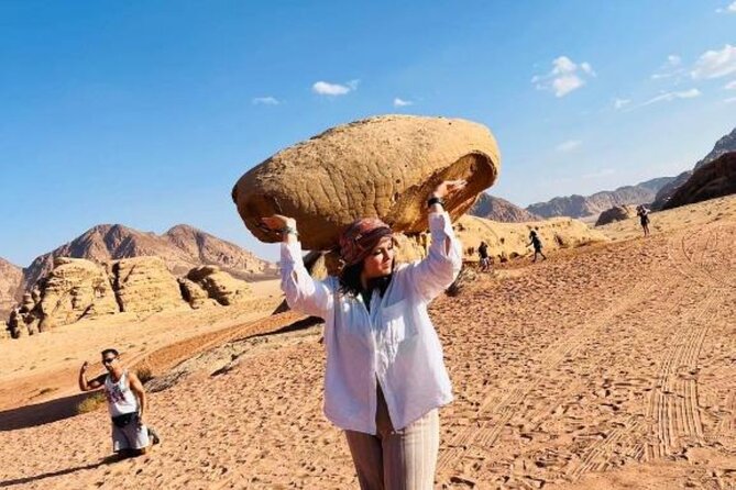 Full Day Jeep Tour ( Lunch) Wadi Rum Desert Highlights - Meeting and Pickup Details