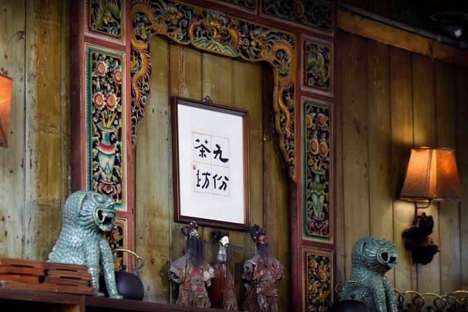 Half Day Private Tour to Jiufen, Shifen Waterfall & Pingxi Sky Lantern