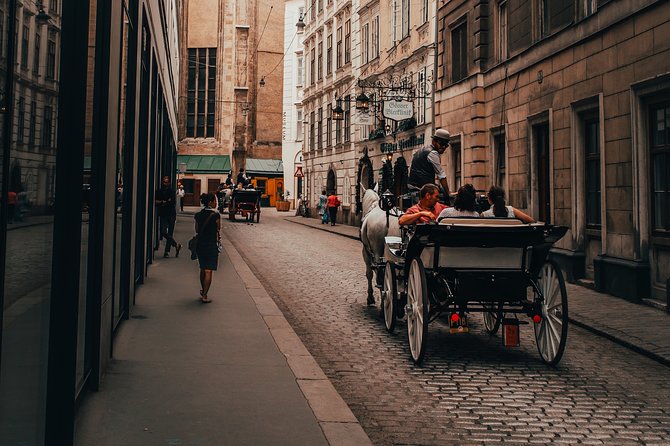 Hire Photographer, Professional Photo Shoot - Vienna - Directions