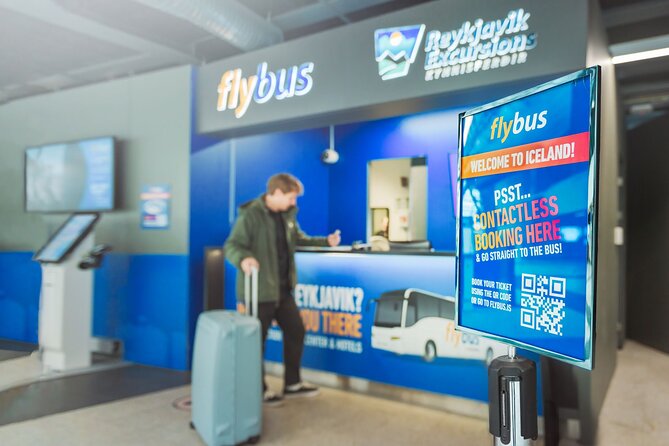 Iceland Airport Transfer From Reykjavík Hotels to KEF Airport - WiFi and Air-Conditioning
