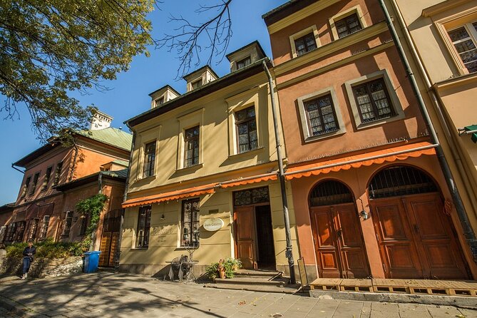 Krakow: River Cruise and in the Footsteps of Jewish Heritage Tour in a Golf Cart - Frequently Asked Questions