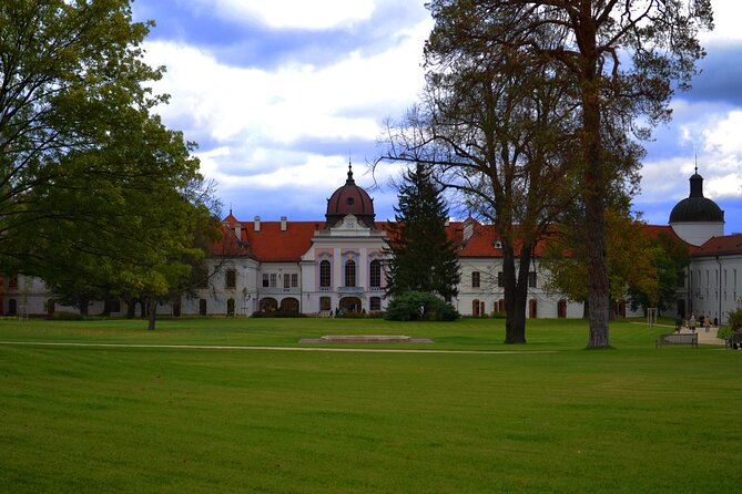 Legacy of Sissi Royal Palace of Godollo Tour With Cake and Coffee - Reviews Summary