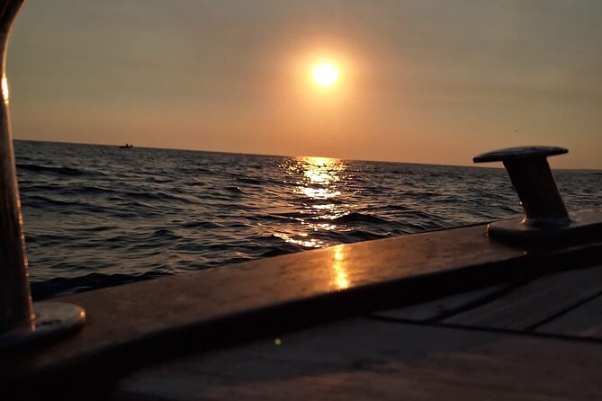Leuca Sunset Caves Tour - Additional Notes