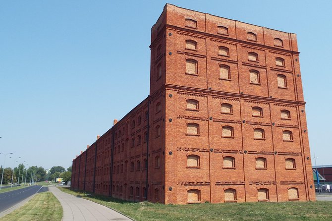 Lodz Old Town Highlights Private Walking Tour - The Sum Up
