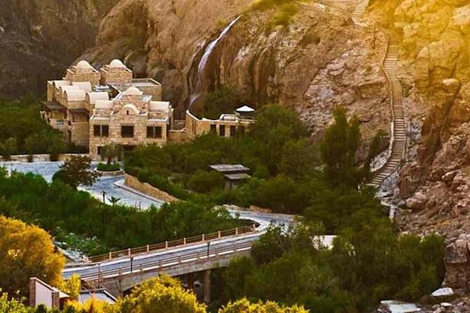 Main Hot Springs Full-Day Private Tour From Amman - Transportation Details