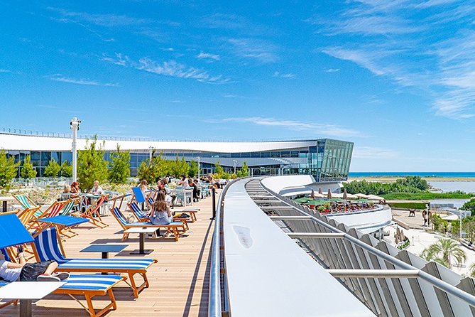 Nice: Shopping & Aperitivo Sea View at CAP3000 - Operating Hours